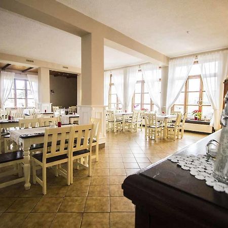 Gosciniec U Kowolki Hotel Kakolewo Ngoại thất bức ảnh