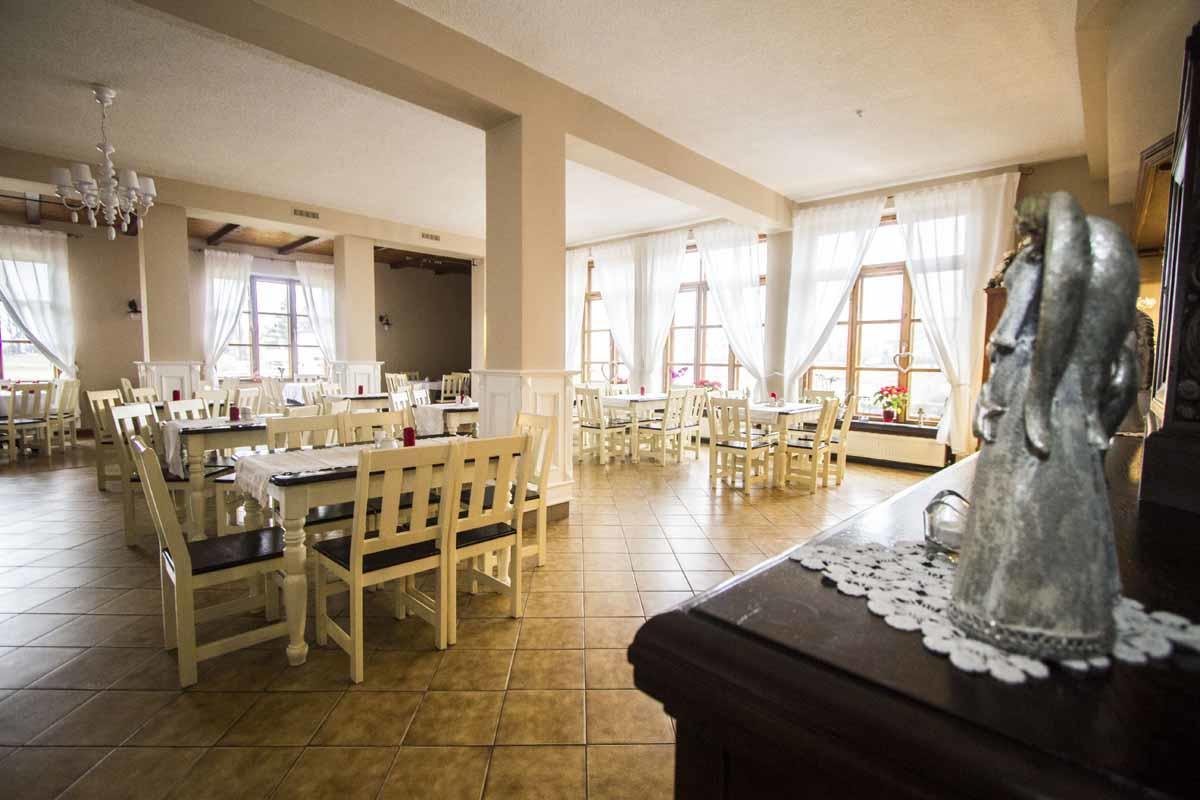 Gosciniec U Kowolki Hotel Kakolewo Ngoại thất bức ảnh